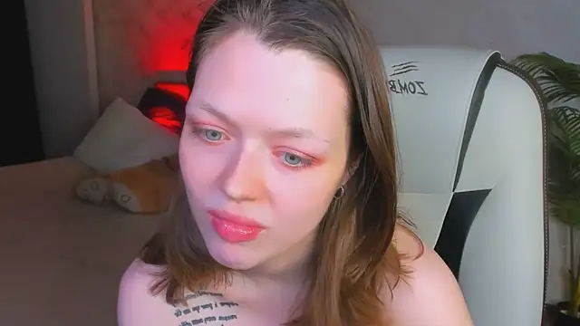 Lunar_Lily live sex cam