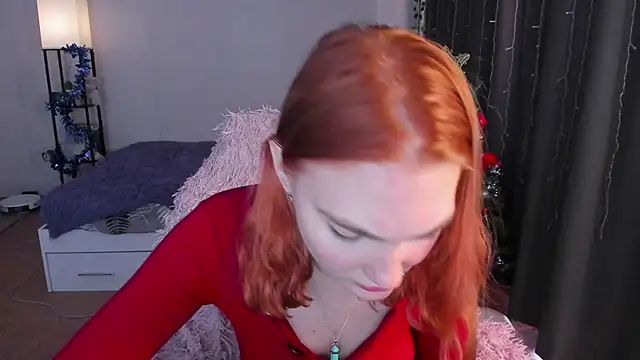 ReddHotPipper's cam snapshot