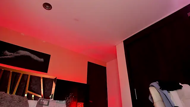 Chloe_Connor's cam snapshot