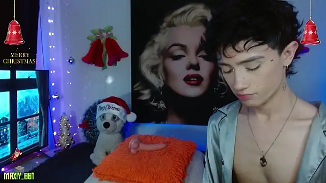 maxiy_001 live sex cam