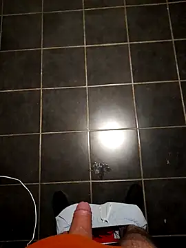 Kinshasa95 live sex cam