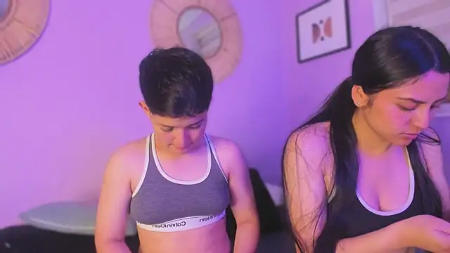 Auroraaa_527's cam snapshot