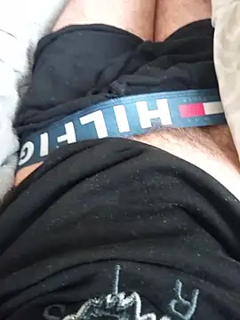 Hornyhrony live sex cam