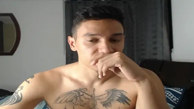 Tobicutee live sex cam