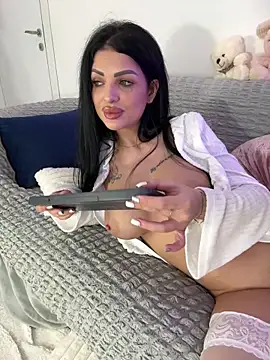 IrisRossie's cam snapshot