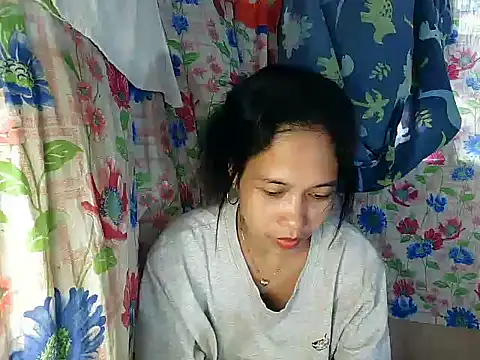 PinaySkinnyGirl's cam snapshot