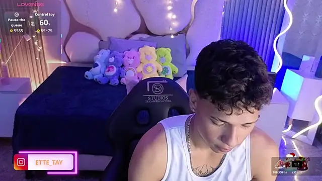 Ette_tay live sex cam