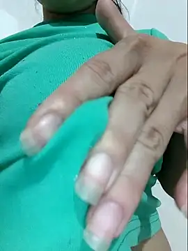 Shine_Mai's cam snapshot