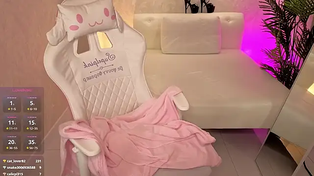 bella_li__'s cam snapshot