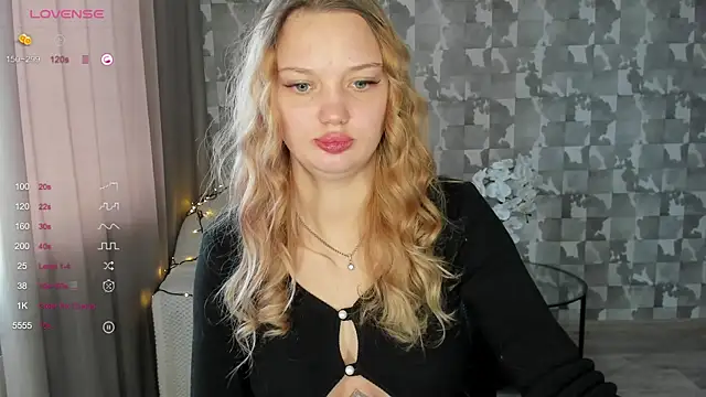 Lovely_Lure's cam snapshot