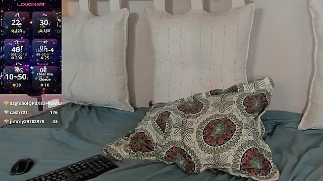 sophie_blake__'s cam snapshot