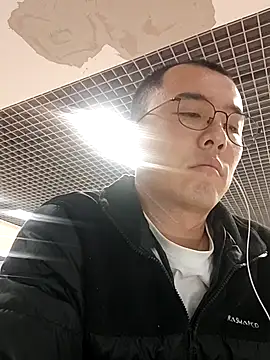 chinese_daddy live sex cam