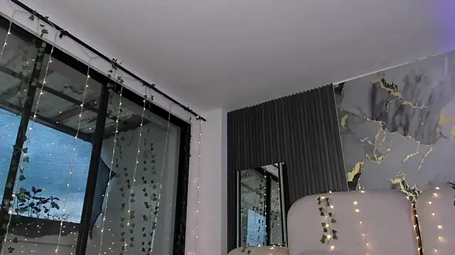 SarahCastro1_'s cam snapshot