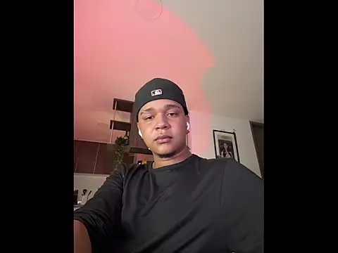 dear_oss1's cam snapshot