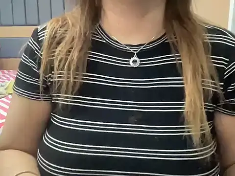 sassypooja's cam snapshot