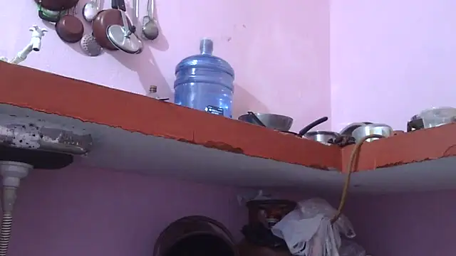 Pooja-suman's cam snapshot