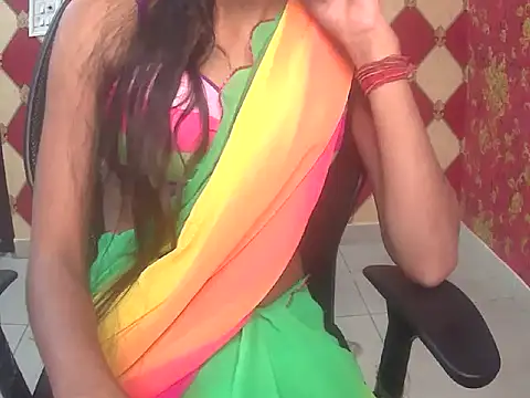 Baby-girll's cam snapshot