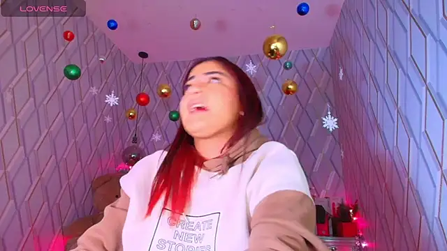 NicolleTaylor's cam snapshot