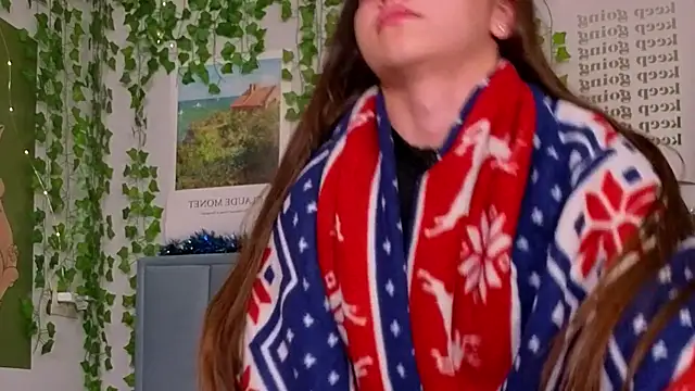 Fit_Brunette_'s cam snapshot