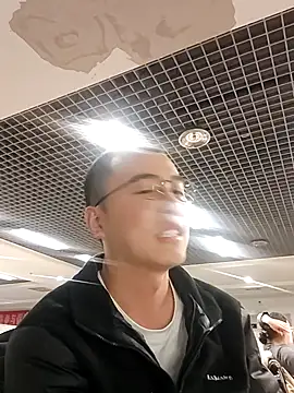 chinese_daddy live sex cam