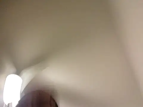 Erikaz2025's cam snapshot