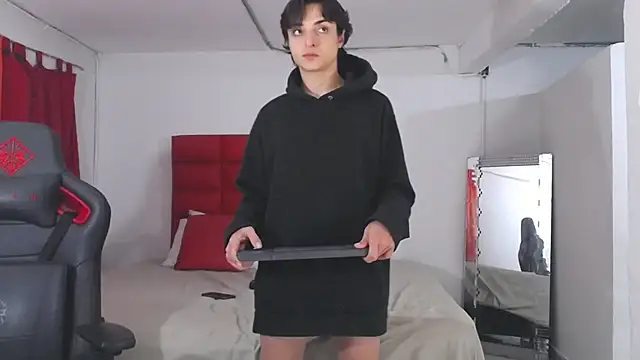 LyonGallego_ live sex cam