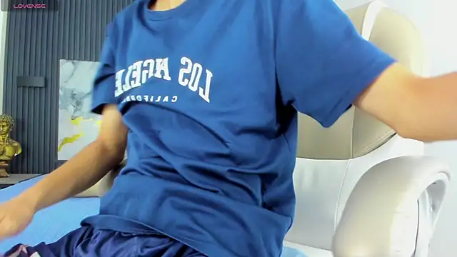 SantiagoRusso18 live sex cam