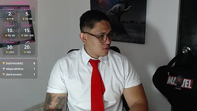 coltonmassiff live sex cam