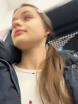 KittyQueeny's cam snapshot