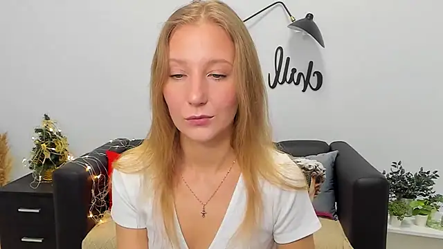 LolaWilsons's cam snapshot