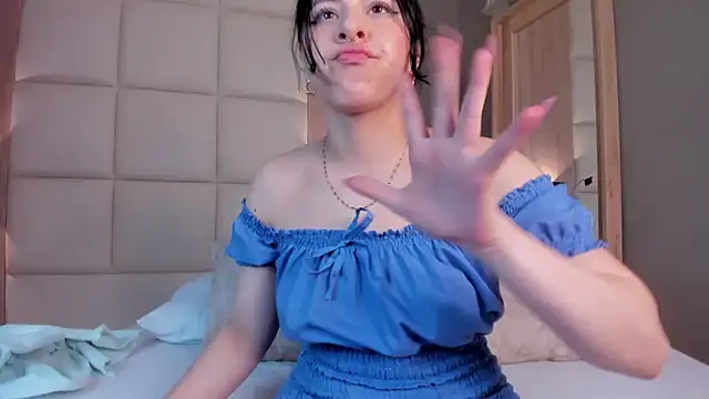 emma_fhox's cam snapshot