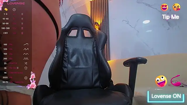 draviana_a_'s cam snapshot