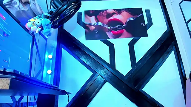 allison_mc's cam snapshot