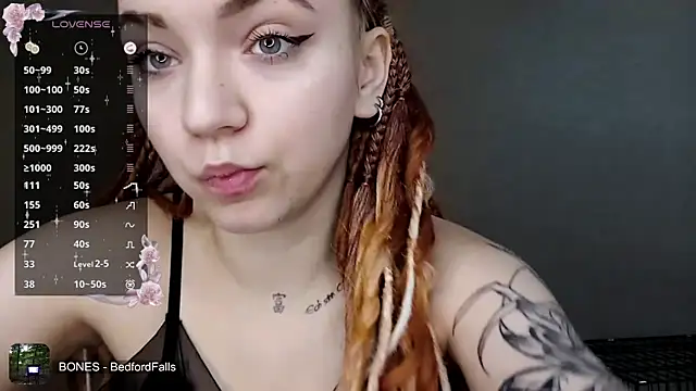 NoMoreCIothes live sex cam