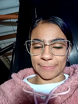 Leslly_ live sex cam