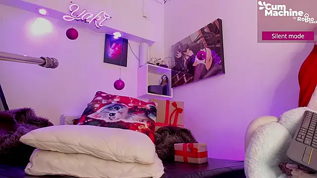 Yaki_Tai live sex cam