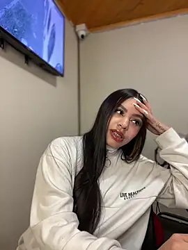 Karina16_pink live sex cam