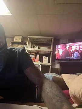 ProveYourLoyalty's cam snapshot