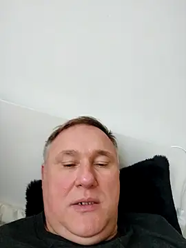 Dareczek690's cam snapshot