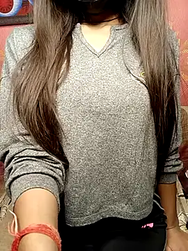 poojaji690's cam snapshot