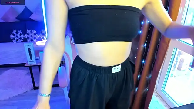 Queen_baby's cam snapshot