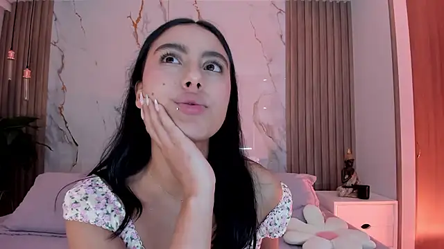 miss_martiina's cam snapshot