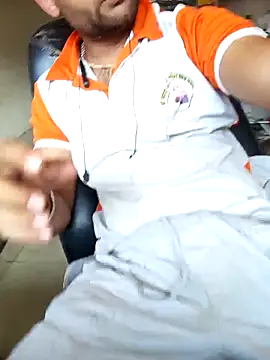 Priynkarani live sex cam