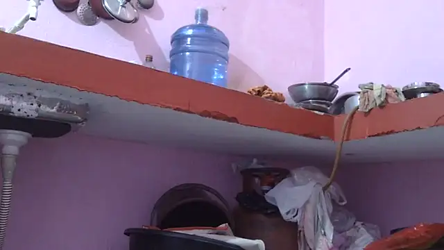 Pooja-suman's cam snapshot