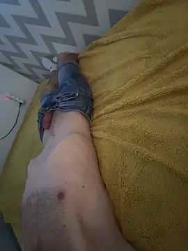 Maksim1907 live sex cam