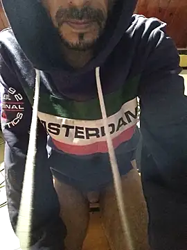 weedmanhot28 live sex cam