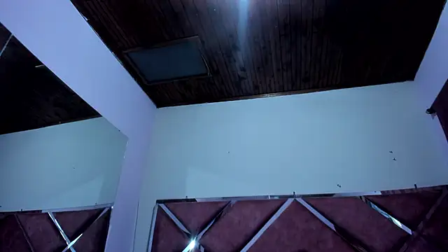 CarolinaNavas33 live sex cam