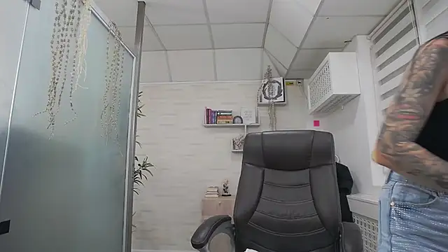 GlamKate live sex cam