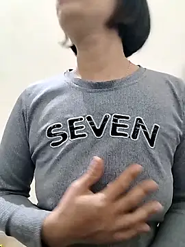 love_sexy090's cam snapshot