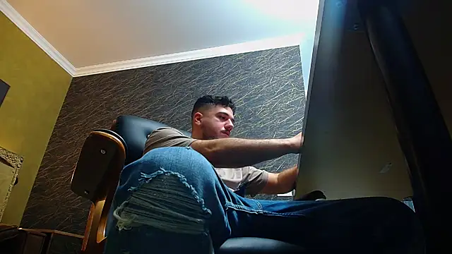 JoshKnights's cam snapshot